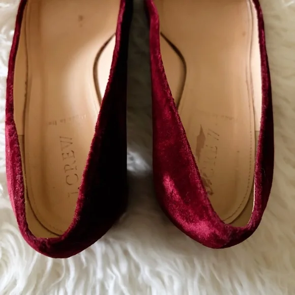 J. Crew | Avery Block Heel Pumps Velvet Pointed Toe Burgundy Red Holiday Size 8 - Picture 6 of 9